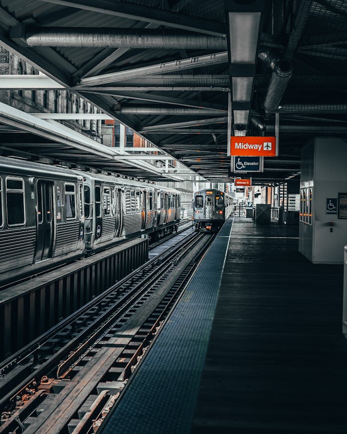 Home Modern urban transit featuring the Chicago Metro at an elevated station platform.